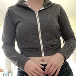 cropped hoodie